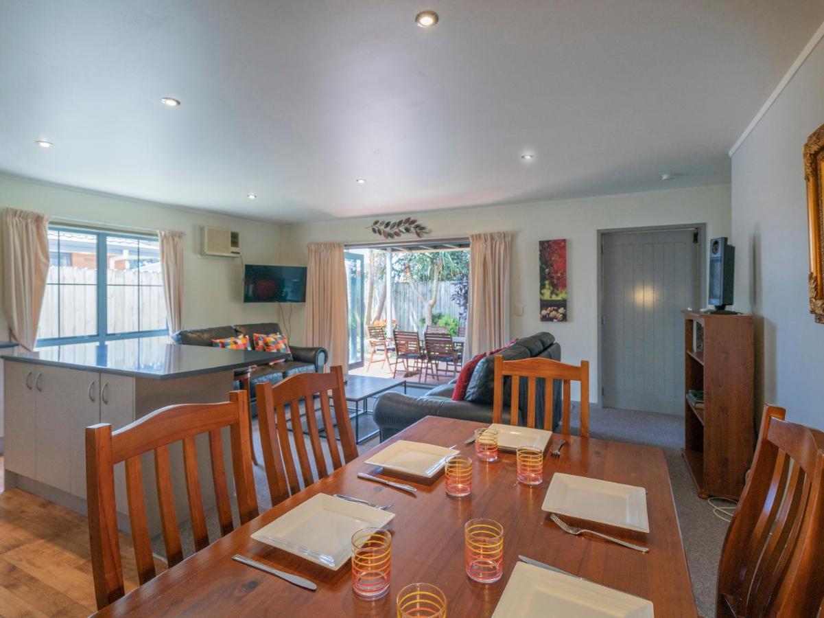 Pipi Dune Villa - Whitianga Holiday Home Buitenkant foto
