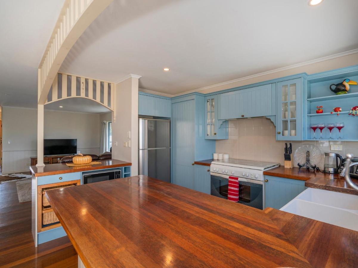 Pipi Dune Villa - Whitianga Holiday Home Buitenkant foto